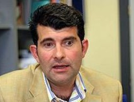 El presidente del Congreso del PP cree que el liderazgo de Aguirre es incuestionable