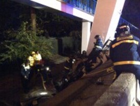 Un muerto en un choque contra un pilar de la M-30