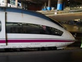 El AVE cuadruplica el número de viajeros en tren a Barcelona
