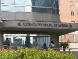 El acusado de abusar de su hija de 5 años niega los hechos en la Audiencia Provincial