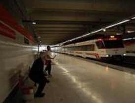 IU denuncia en el Congreso la 'saturación total' del servicio de Cercanías