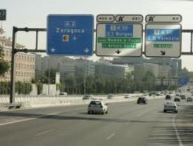 El paro provoca el 'síndrome del fin de mes' en el tráfico de Madrid