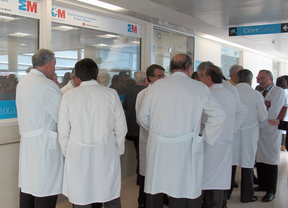 El Foro de Médicos de Atención primaria convoca este lunes una concentración para revindicar el servicio