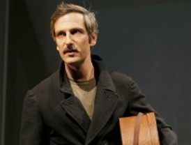 Ernesto Alterio: "El teatro me hace crecer como actor"