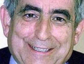 La Comunidad concede la Gran Cruz de la Orden del Dos de Mayo a Gabriel Cisneros