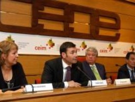 El secretario general del PSM asiste a la Junta Directiva de CEIM