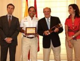 Van der Ploeg, homenajeado por ganar la 26 Copa del Rey de Vela