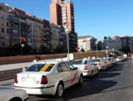 La tarifa del taxi sube en 2011 por el incremento en la bajada de bandera