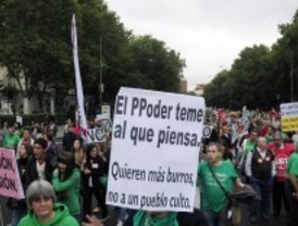 La 'marea verde' vuelve con menos fuerza