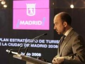 Madrid califica de 'transparente' un contrato con una empresa de Correa