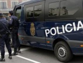 Detenidas dos personas con 7.000 perfumes falsos en un mercadillo de Hortaleza
