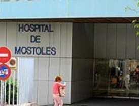 Cae parte del techo del paritorio del Hospital de Móstoles sin causar víctimas