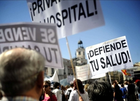 Sanitarios, oposición y sindicatos celebran la decisión del TSJM