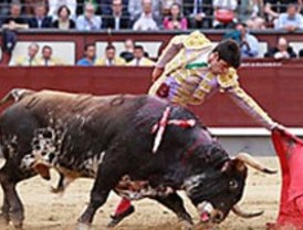 San Isidro: Talavante rompe la Feria con un faenón de Puerta Grande
