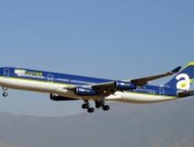 Madrid abre expediente a seis aerolíneas 'ante la pasividad' de Fomento