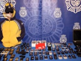 Desarticulada una banda que robaba en tiendas de telefonía