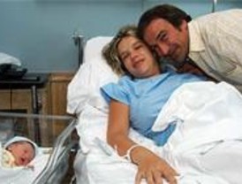 Un total de 799 familias madrileñas se han beneficiado del programa Primeros Días