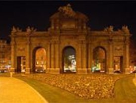 Cortes de tráfico en Alcalá, Serrano y Cibeles por concentración contra ETA