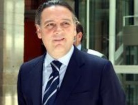 Prada niega 'rotundamente' haber ordenado seguimientos