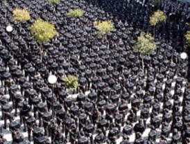 Llegan 1.750 nuevos policías a las comisarías de la región
