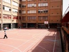 Los gastos de funcionamiento de los centros de Secundaria para 2009 caen un 3%, según sindicatos