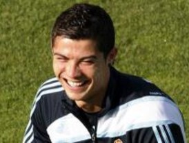Cristiano Ronaldo asegura que no es 'el salvador de la patria'