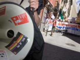 Inmigrantes se manifiestan contra la reforma de la Ley de Extranjería