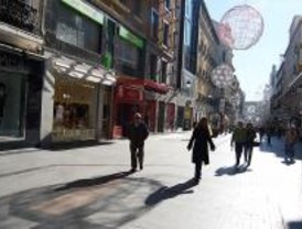 Polémica por el nuevo alumbrado navideño de Preciados