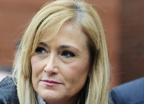 Los médicos que atienden a Cifuentes califican su evolución de "sorprendente"