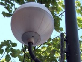 La capital ha renovado el 95% de las farolas por otras menos contaminantes