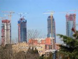 Caja Madrid, interesada en adquirir la torre que Repsol YPF edifica en la Castellana