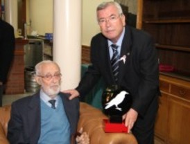 El festival 'Getafe Negro' premia a José Luis Sampedro