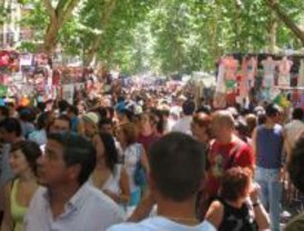 La ropa para el 'cole', en el Rastro