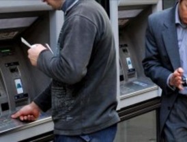 Consejos de la Policía para evitar robos en el cajero