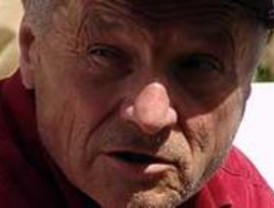 El pintor Antonio López tendrá listas para finales de año las esculturas del 11-M