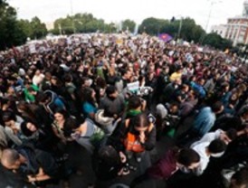 Una marea humana vuelve a Neptuno en un tenso 29S