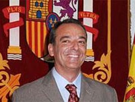 El alcalde de Hoyo vuelve a tener dedicación exclusiva para gobernar