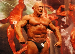 El campeón del mundo de culturismo, pregonero en las fiestas de Serranillos