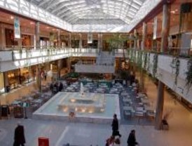 PSOE se opone al cambio del calendario comercial