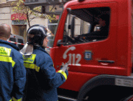 Aparatoso incendio en la calle de Zurbano