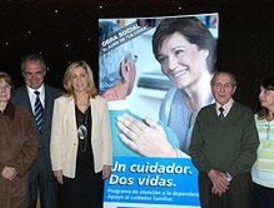 Madrid pone en marcha un programa para cuidadores de dependientes