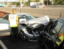 Cinco heridos tras un accidente en la calle Alcalá