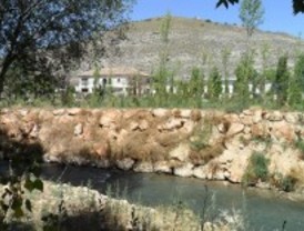 Organizaciones ecologistas denuncian el deterioro del río Tajuña en Carabaña