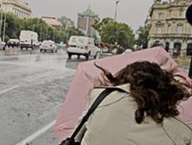 La 'tormenta perfecta' llega con viento y débiles lluvias