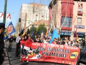 Democracia Nacional Joven pide en Alcalá 'empleo para los españoles primero'