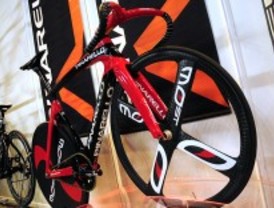 La primera feria del ciclismo y el triatlón