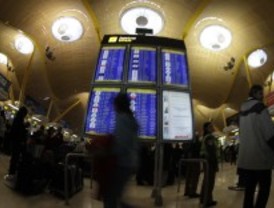 Los afectados por el paro de controladores pedirán una indemnización de 10.000 euros por pasajero