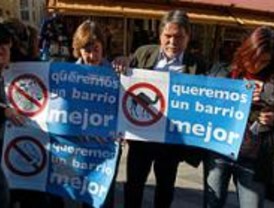 Los vecinos de Universidad se 'plantan' contra la droga en sus calles