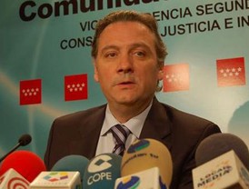 Los funcionarios deberán saber sociología y ciencia política
