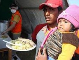 Tartaletada solidaria en las fiestas de 'Sanse'